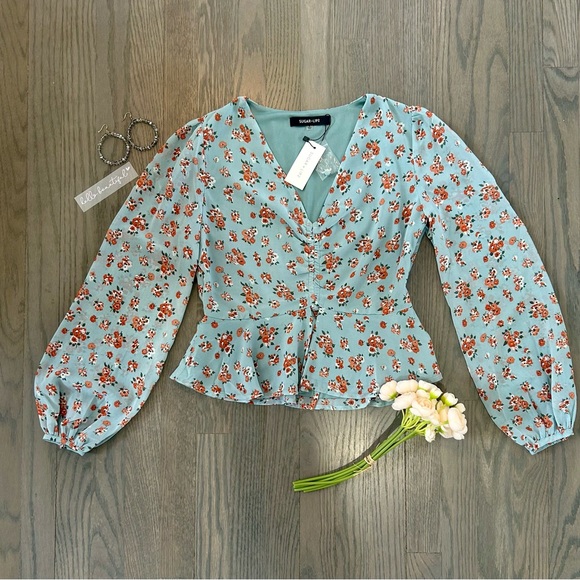 SugarLips Shelli Floral Peplum Blouse - Picture 5 of 8